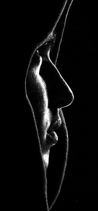 آموزش نقاشی سیاه قلم